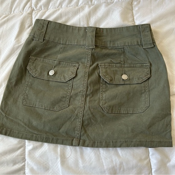 Olive Green Mini Skirt with Pockets - Picture 2 of 4